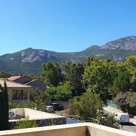 Daire Tres Bel Appartement,proche Et Centre Ville. Calvi (Corsica)
