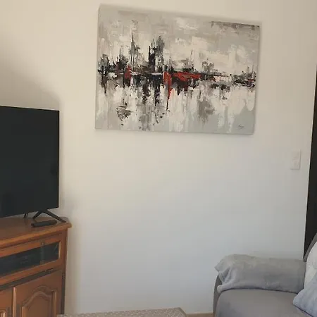 Tres Bel Appartement,proche Et Centre Ville. Apartment *